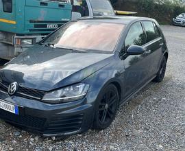 VOLKSWAGEN Golf GTD 2.0 TDI DSG 5 porte INCIDENT