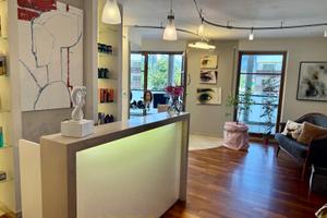 ? Locale commerciale versatile in posizione centra