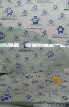 VETRO SCENDENTE ANTERIORE DX MG HS 2023