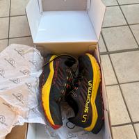 Scarpe tracking/corsa in mont LA SPORTIVA Jackal