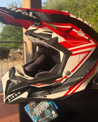 Casco Airoh Aviator 3 League - Red Gloss