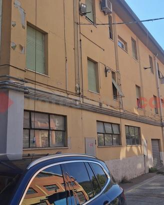 Capannone Industriale Isola del Cantone