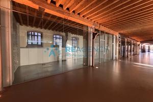 UFFICIO ESCLUSIVO IN GALLERIA A SCHIO