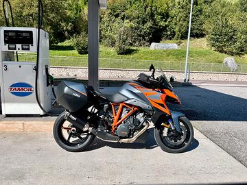 KTM Superduke 1290 GT my 2024