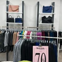 arredamento negozio