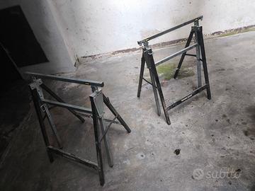 Lotto 4 cavalletti, in metallo , da lavoro