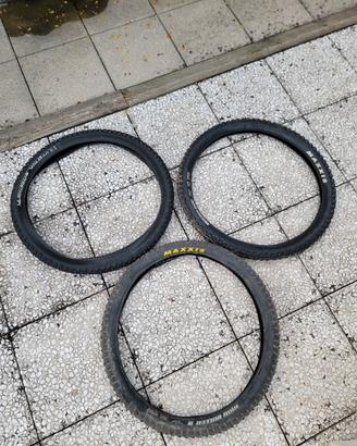  3 Pneumatici E-MTB 27.5 x 2.80 (Plus) - Usati 50%
