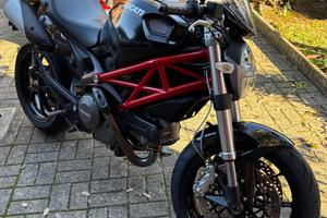 Ducati Monster 796+ - 2011