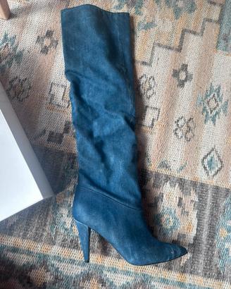 Stivali al ginocchio di jeans con tacco