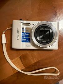 Samsung WB30F Bianca - come new + astuccio e cavo
