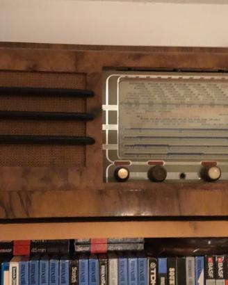Radio a valvole Geloso G-702