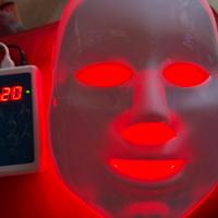 Maschera led facciale