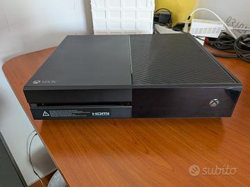 Xbox one, 2 controller e 3 giochi