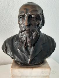 Scultura in bronzo di U. Marcellini 