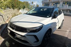 Opel Grandland 1.5 TD AT8 Ultimate