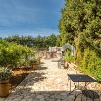 Porzione esclusiva del suggestivo Baglio Spanò