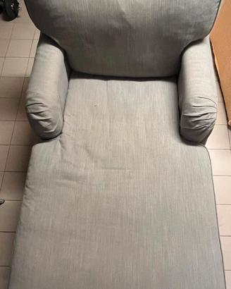 Poltrona Ikea con seduta lunga