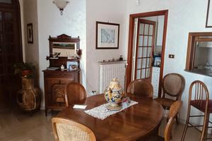 Nuda proprieta' villetta vista mare