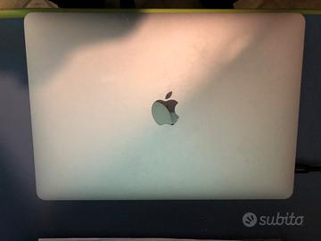 MacBook Air retina 13 inch 2020