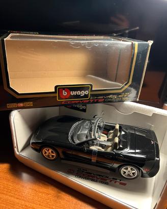 Chevrolet Corvette Convertible 1/18 Bburago