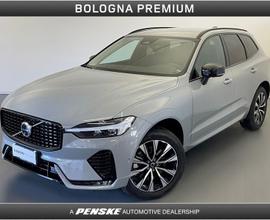 Volvo XC60 B4 automatico Plus Dark