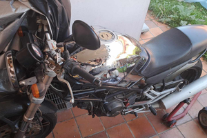 Monster Cromo 900s carburatori Valvoloni