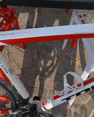 Bici treck domane 2.3