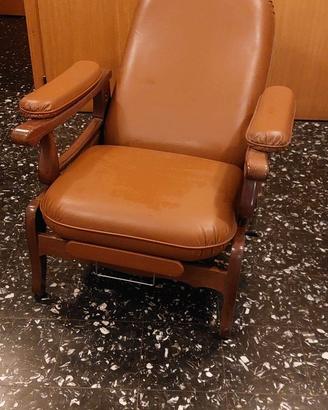 Poltrona reclinabile in similpelle