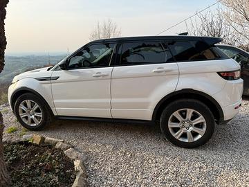 Range rover evoque
