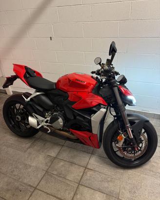 Ducati Streetfighter V2 Desmo Superquadro 153cv