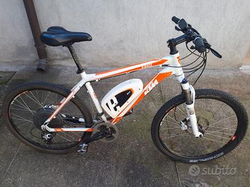 MTB elettrica KTM erace