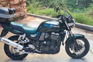 kawasaki zrx1100 