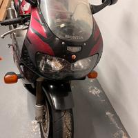 Honda Cbr 900 sc28