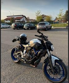 Mt 07 yamaha racing ABS