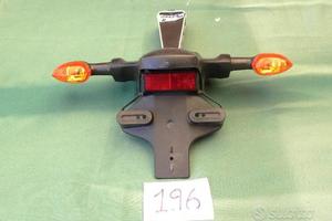 Portatarga e frecce Yamaha YZF R6 (n.196)