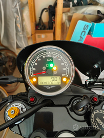 Moto Guzzi V7 III mod. Carbon "Cafè Racer"