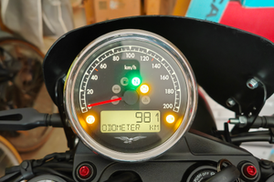 Moto Guzzi V7 III mod. Carbon "Cafè Racer"