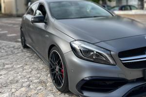 Mercedes-Benz A 45 AMG 381 CV