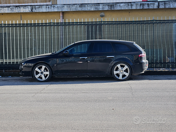 Alfa 159 1.9 150cv. LEGGI ANNUNCIO