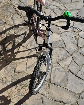 bicicletta bimba fino a 8 anni