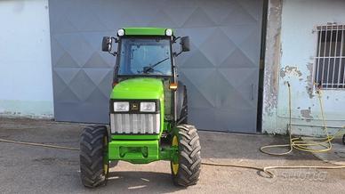 Trattore John Deere 5510