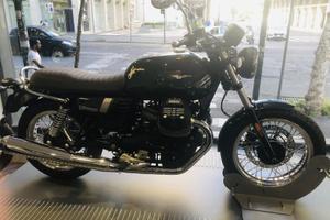 Moto Guzzi v7 III Special 5.000km