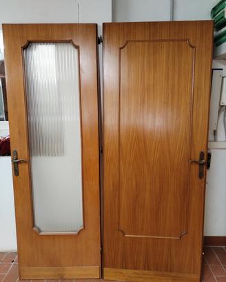 porte in legno noce n. 2