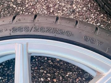 2 pneumatici estivi 285 25 ZR 20” 93Y