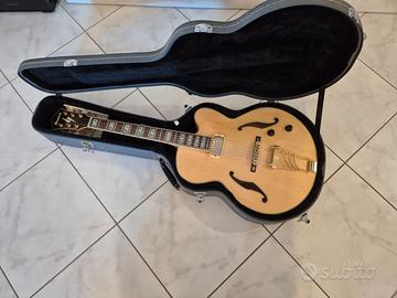Ibanez PM35 Pat Metheny Signature. 