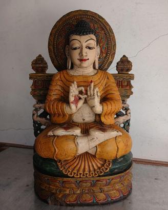 Statua Buddha in legno dipinta a mano