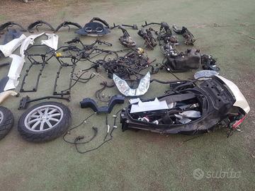 Piaggio mp3 125/300 hybrid 2010