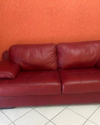 Divano di pelle rosso