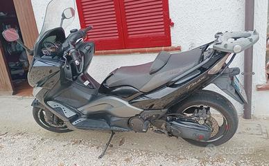 Yamaha T Max - 2009