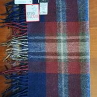 Sciarpa in lana nuova